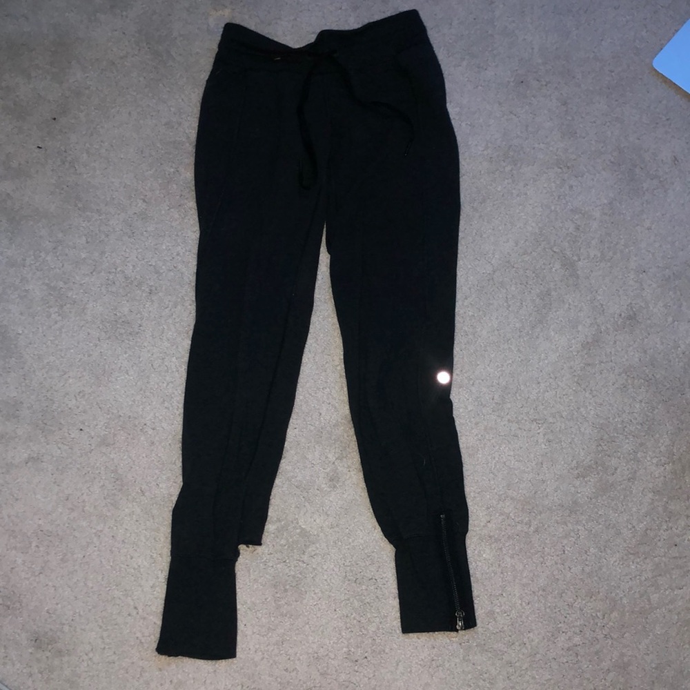 Lulu joggers